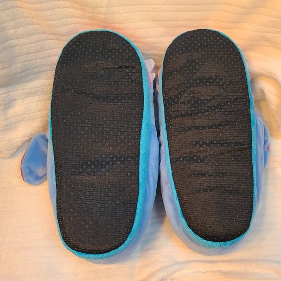 Disney NWT Stich Plush Slippers - Picture 4 of 4